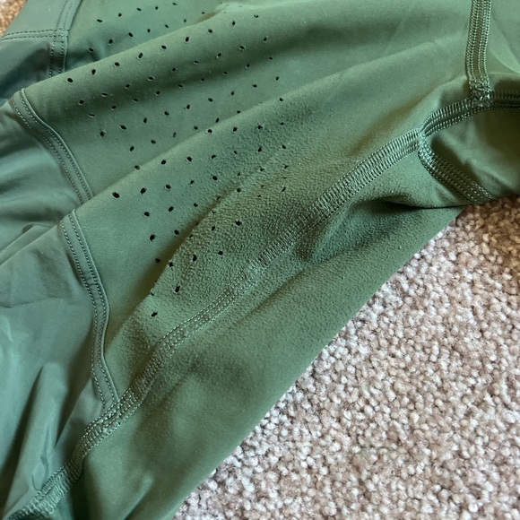 Green LuluLemon Leggings - Picture 5 of 7